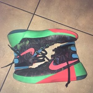 Hyper Dunk High Top Basketball Shoes